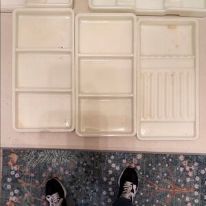 Elegant Milkglass set vintage